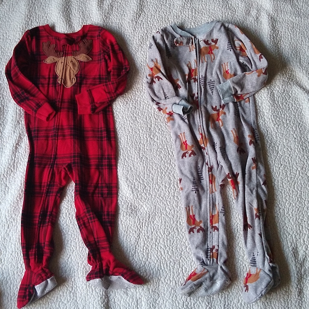 Just One You Boys 2T fleece pajamas